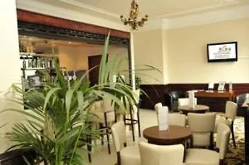 Hotel The Southcrest Manor &